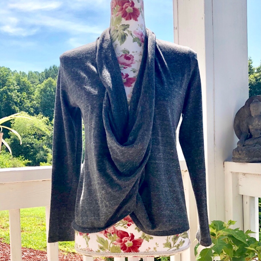 Yoga Pullover